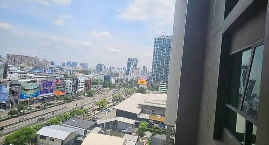 Condo en alquiler de 1 habitaciones en Huai Khwang, Bangkok