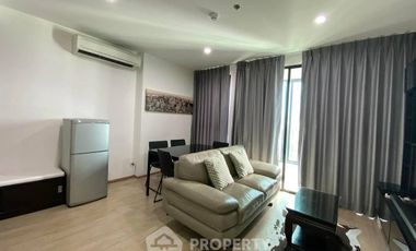 For rent 2 bedrooms condo in Bang Rak, Bangkok