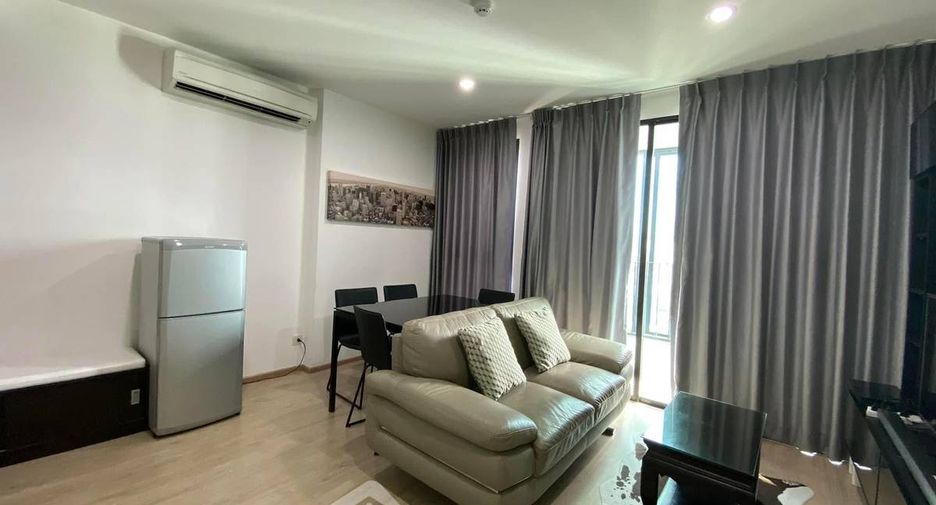 À louer 2 chambres condo à Bang Rak, Bangkok