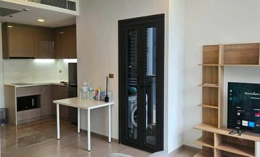 Wohnung zur Miete mit 1 Zimmer in Huai Khwang, Bangkok