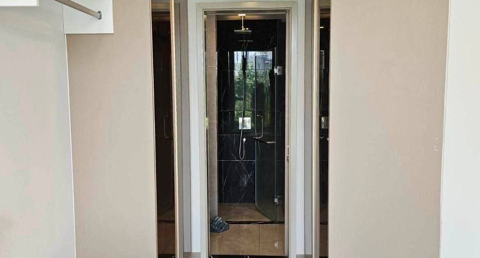 Wohnung zur Miete mit 1 Zimmer in Huai Khwang, Bangkok
