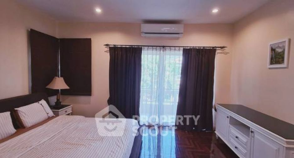For rent 3 bedrooms house in Lat Krabang, Bangkok