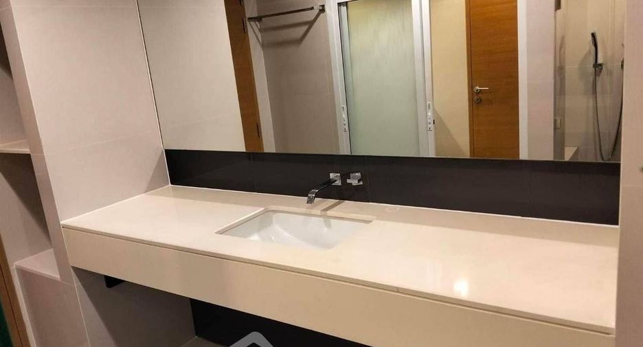 Wohnung zur Miete mit 1 Zimmer in Huai Khwang, Bangkok