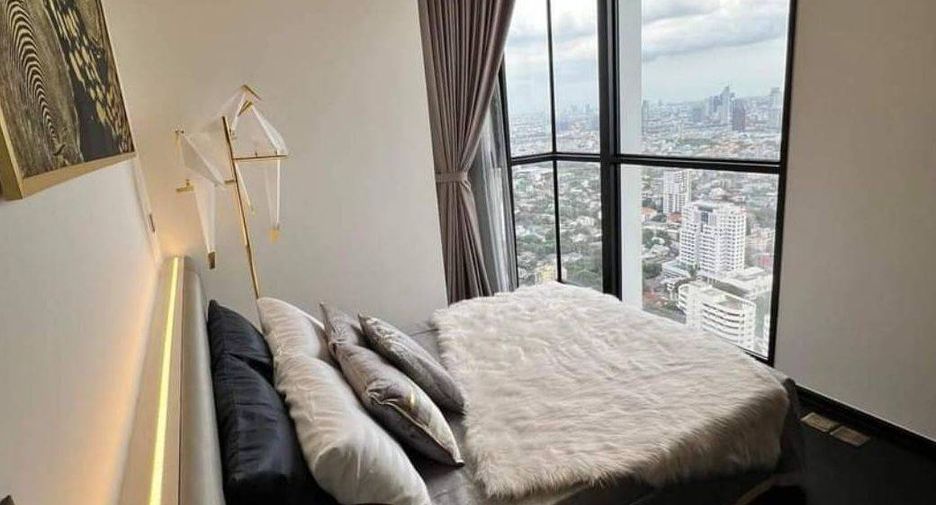 For rent 2 bedrooms condo in Watthana, Bangkok