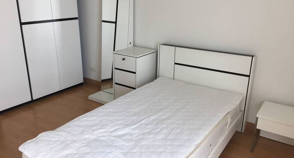 Wohnung zur Miete mit 3 Zimmer in Khlong Toei, Bangkok