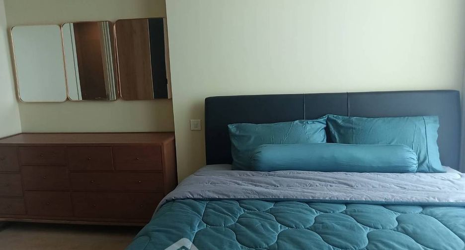 For rent 2 bedrooms condo in Watthana, Bangkok