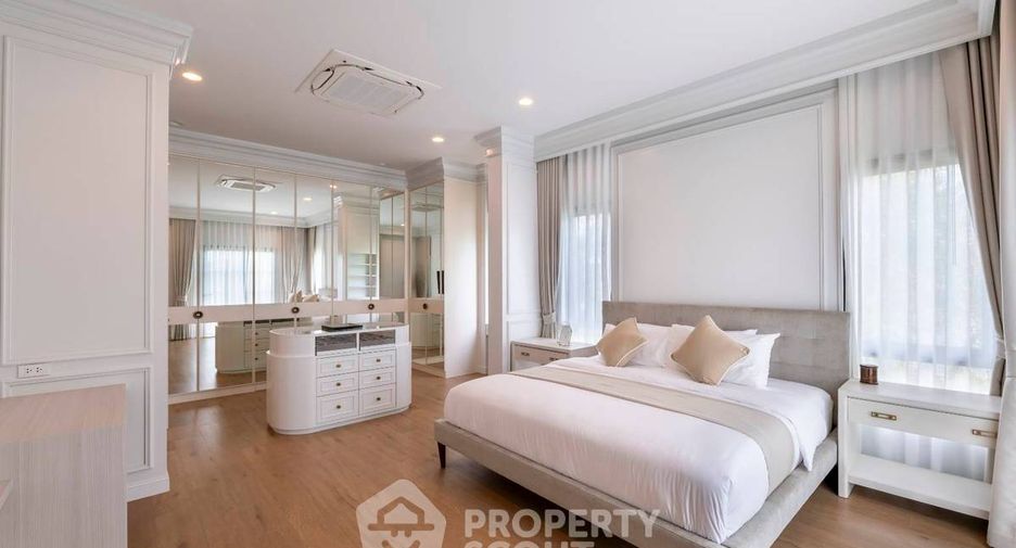 For rent 5 bedrooms house in Saphan Sung, Bangkok