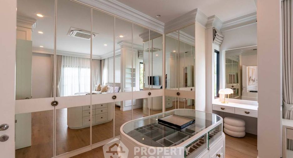 For rent 5 bedrooms house in Saphan Sung, Bangkok