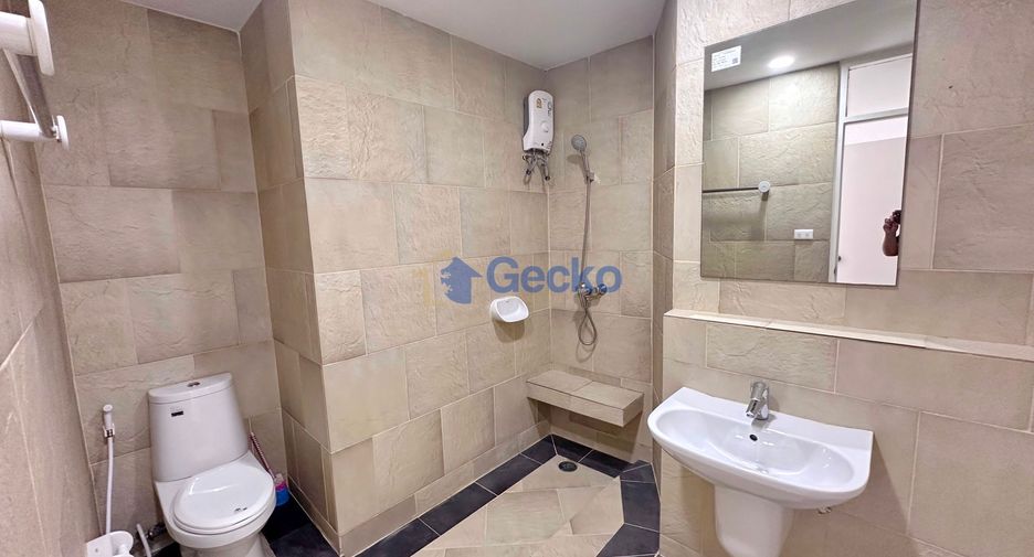 Condo en alquiler de 3 habitaciones en Jomtien, Pattaya