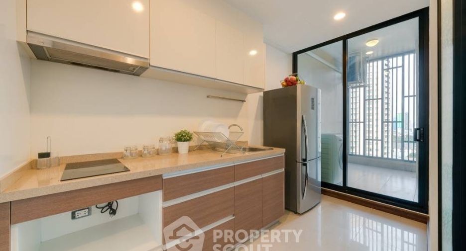 For rent 2 bedrooms condo in Sathon, Bangkok