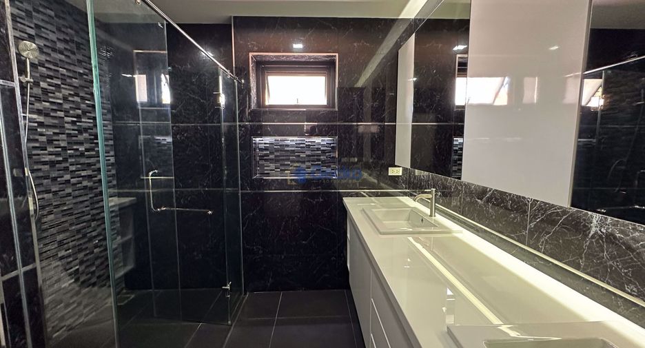 For rent 3 ベッドルーム house in Bang Lamung, Chonburi