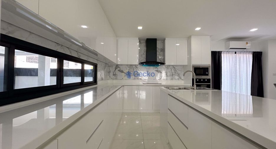 For rent 3 ベッドルーム house in Bang Lamung, Chonburi