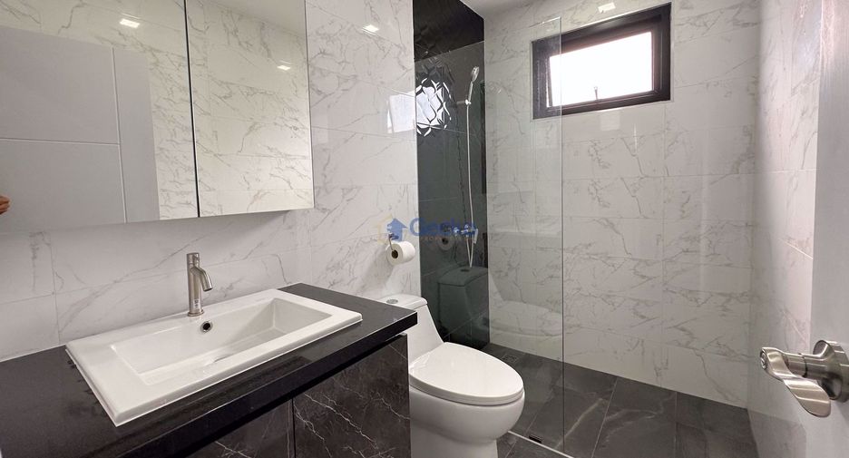For rent 3 ベッドルーム house in Bang Lamung, Chonburi