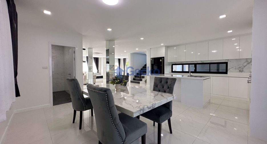 For rent 3 ベッドルーム house in Bang Lamung, Chonburi