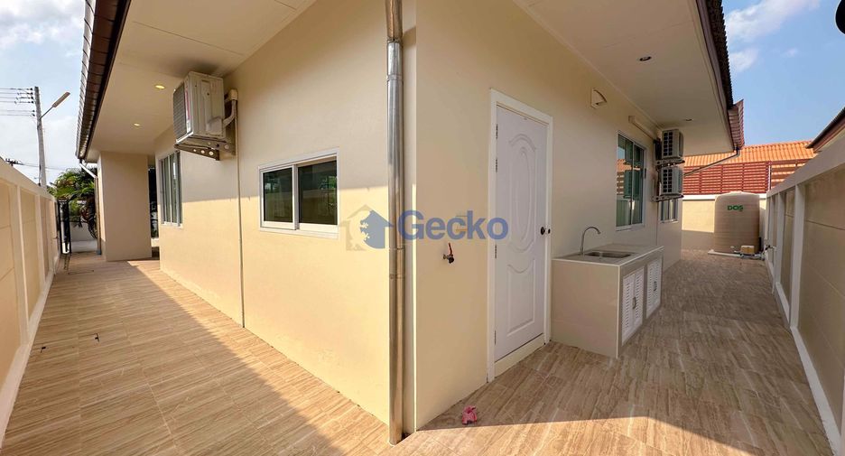 Haus zur Miete mit 3 Zimmer in Huay Yai, Pattaya