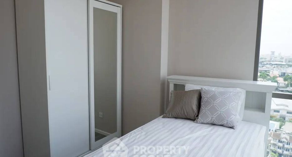 For rent 2 bedrooms condo in Khlong Toei, Bangkok