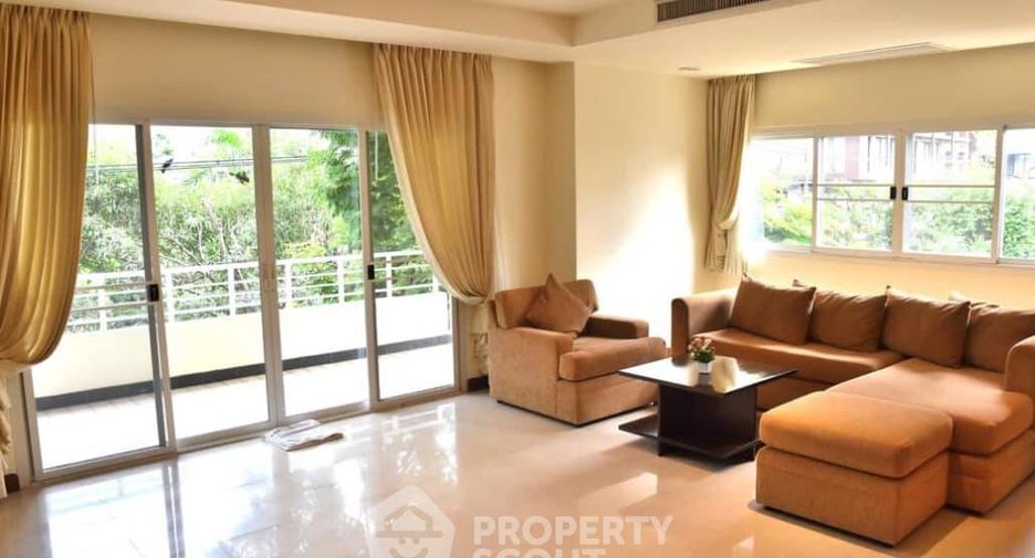 For rent 3 ベッドルーム apartment in Sathon, Bangkok