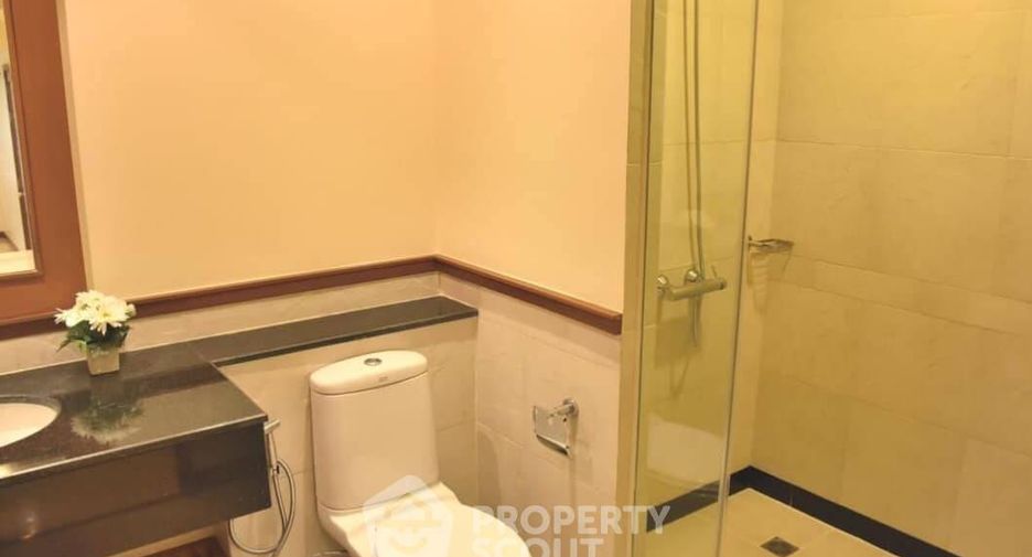 For rent 3 ベッドルーム apartment in Sathon, Bangkok