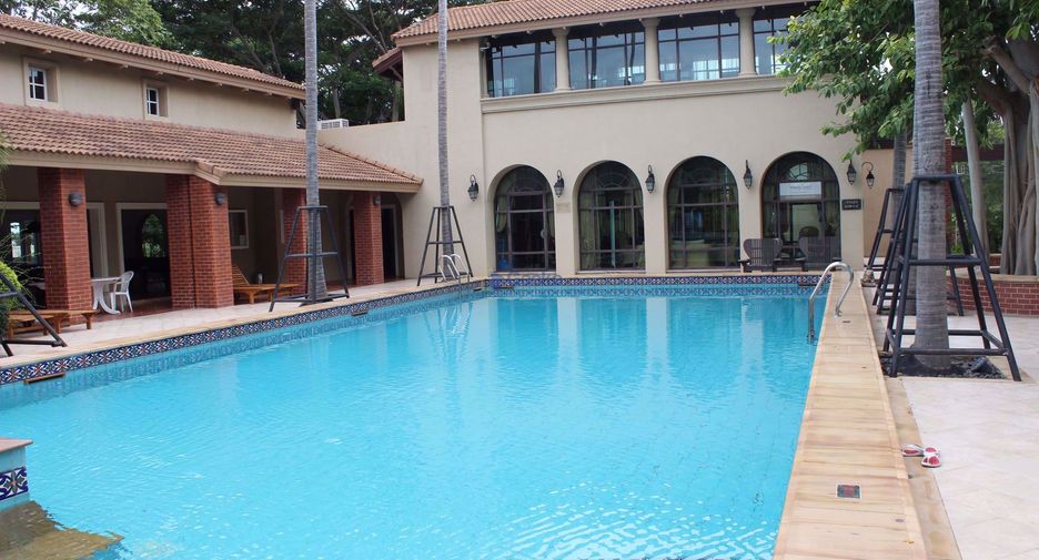 À louer 3 chambres maison à Bang Lamung, Chonburi