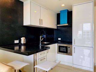 For rent 1 bed condo in Bang Lamung, Chonburi