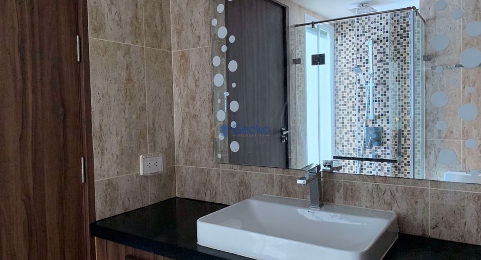 For rent 2 bedrooms condo in Bang Lamung, Chonburi