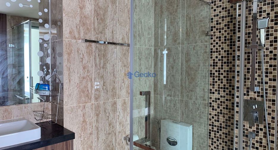 For rent 2 bedrooms condo in Bang Lamung, Chonburi