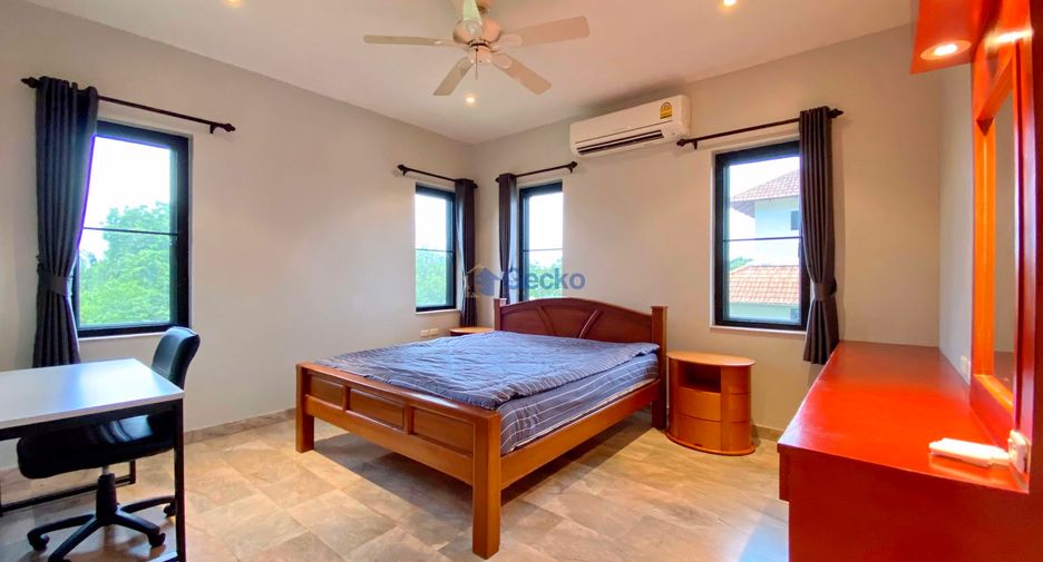 À louer 3 chambres maison à Bang Lamung, Chonburi