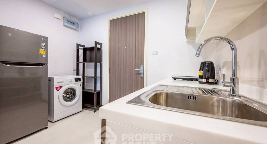 For rent 2 ベッドルーム condo in Khlong San, Bangkok