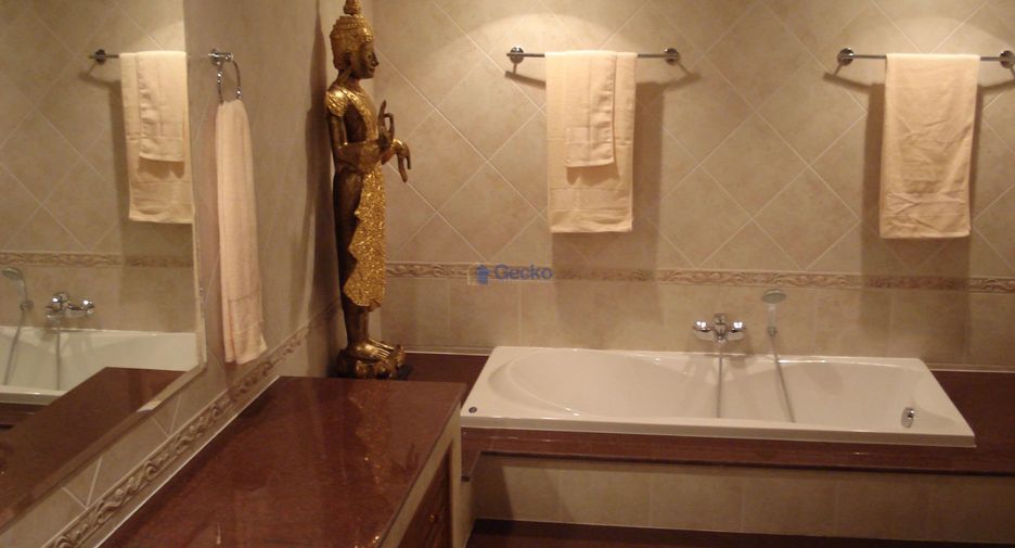 For rent 1 bed condo in Bang Lamung, Chonburi