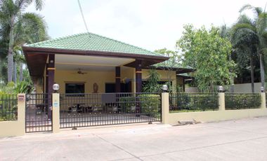 À louer 3 chambres maison à Bang Lamung, Chonburi