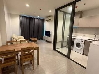 Wohnung zur Miete mit 2 Zimmer in Phra Khanong, Bangkok
