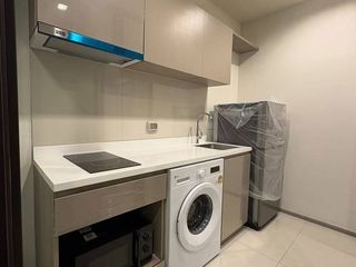 Wohnung zur Miete mit 2 Zimmer in Phra Khanong, Bangkok