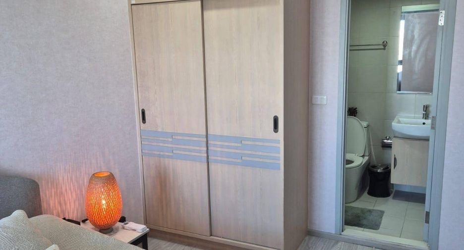For rent 1 bed condo in Sathon, Bangkok