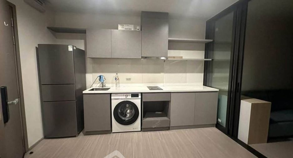Wohnung zur Miete mit 1 Zimmer in Huai Khwang, Bangkok