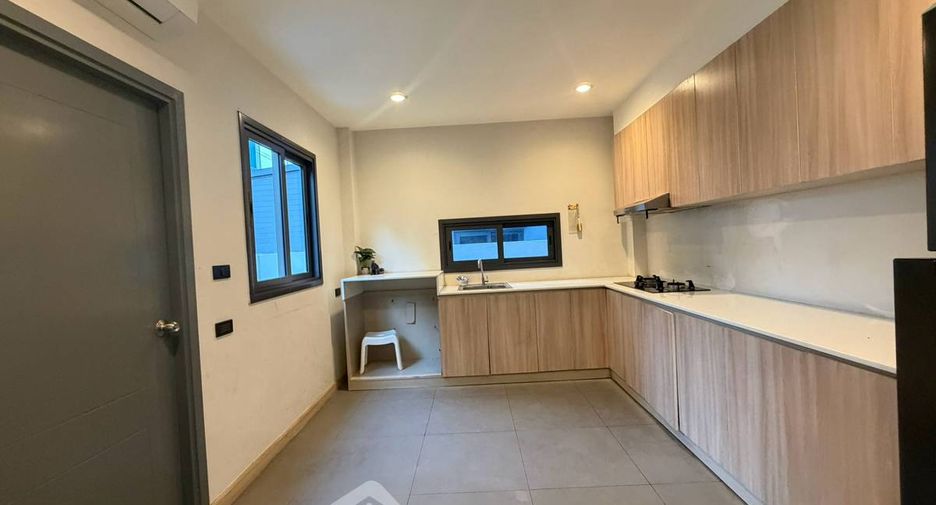 For rent 3 bedrooms house in Bang Lamung, Chonburi