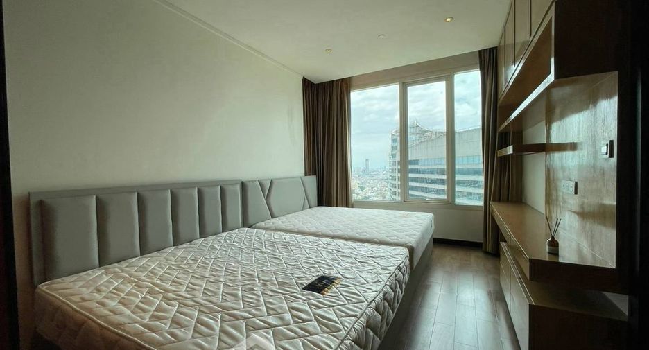 Condo en alquiler de 3 habitaciones en Sathon, Bangkok