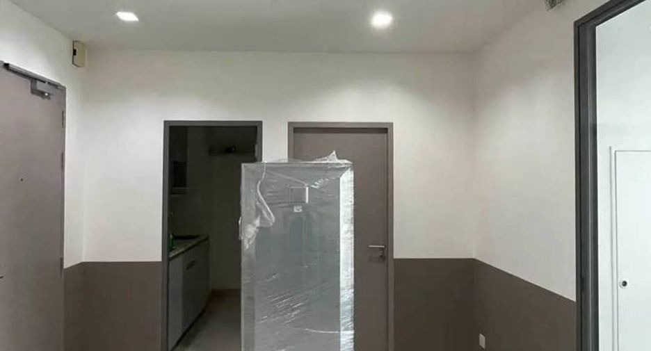 Аренда 2 спальни кондо в Пхра Кханонг, Бангкок