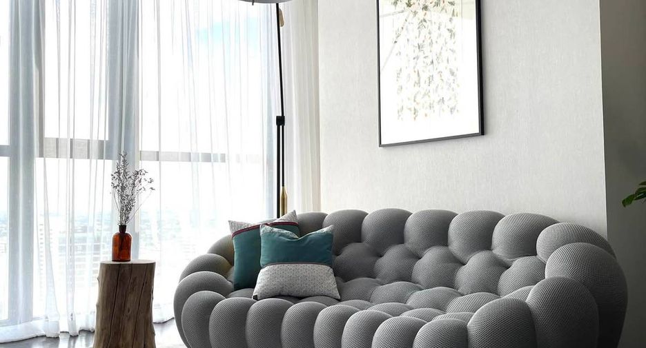 For rent 2 bedrooms condo in Watthana, Bangkok
