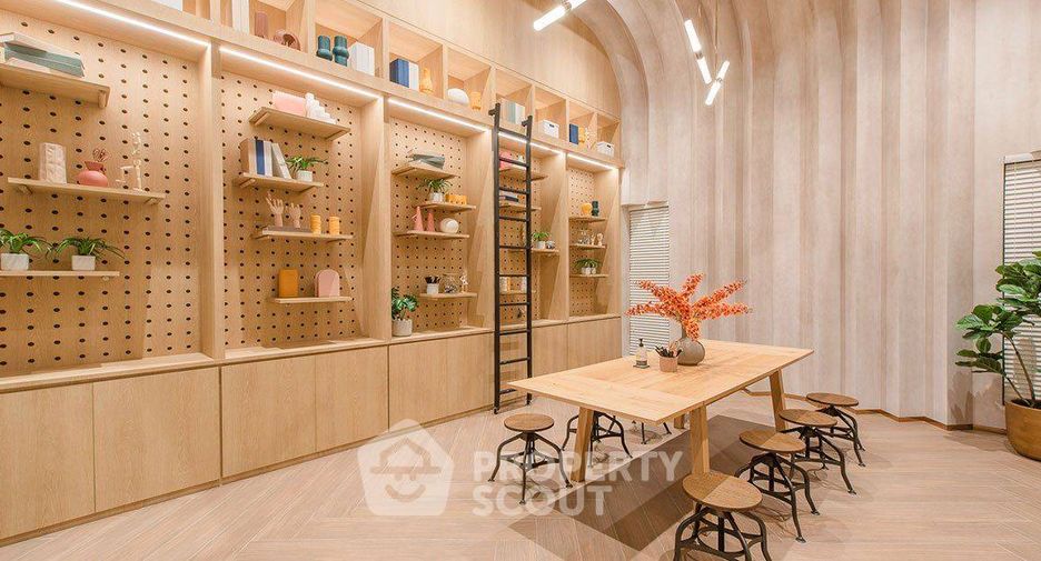 For rent 1 bed condo in Huai Khwang, Bangkok