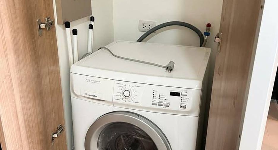 Wohnung zur Miete mit 1 Zimmer in Phra Khanong, Bangkok