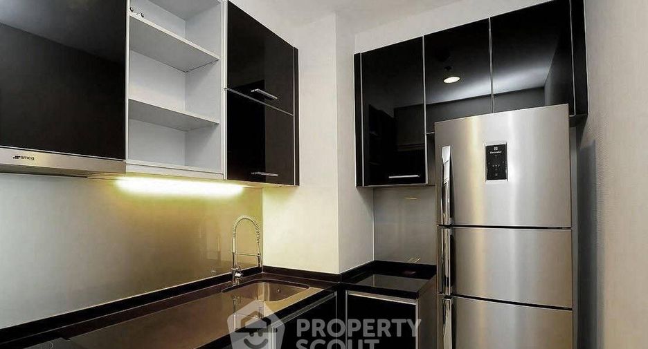 For rent 1 bed condo in Khlong Toei, Bangkok