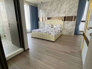 For rent 3 bedrooms condo in Bang Kho Laem, Bangkok