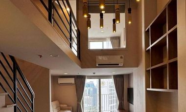 For rent 2 bedrooms condo in Bang Rak, Bangkok