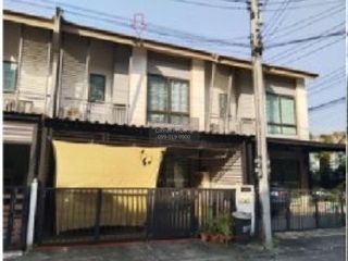 出售 3 卧室 联排别墅 在 Khlong Luang, Pathum Thani