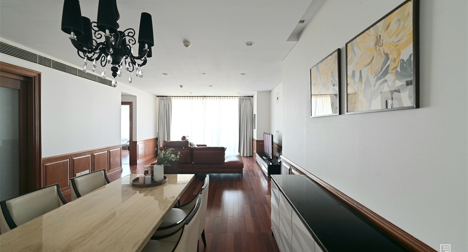 À louer 2 chambres condo à Pathum Wan, Bangkok