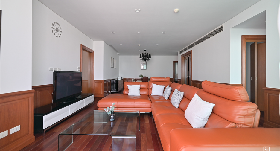 À louer 2 chambres condo à Pathum Wan, Bangkok