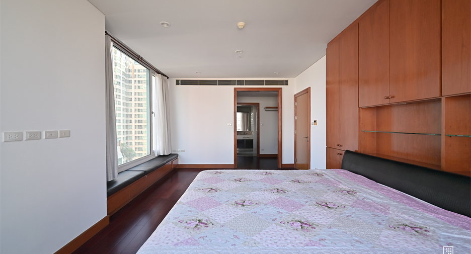 À louer 2 chambres condo à Pathum Wan, Bangkok