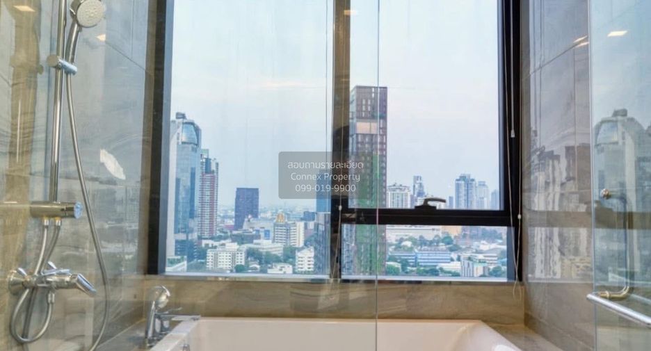 For rent 2 bedrooms condo in Khlong Toei, Bangkok