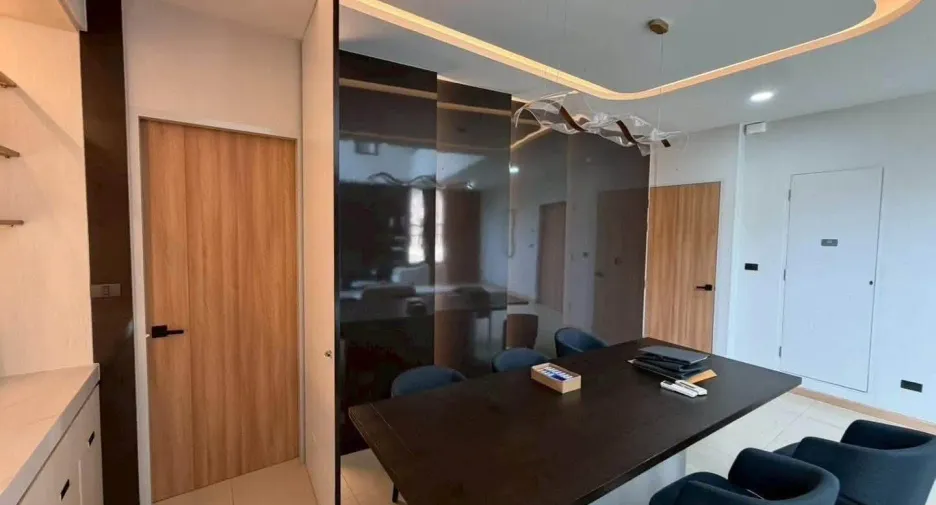 Casa en venta de 4 habitaciones en Lat Krabang, Bangkok