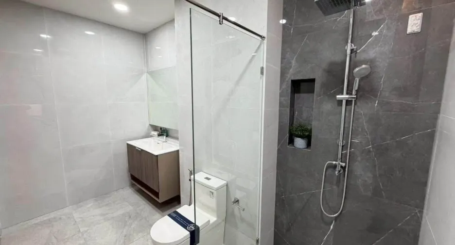 Casa en venta de 4 habitaciones en Lat Krabang, Bangkok